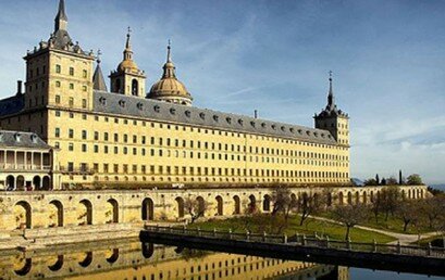 Escena Erasmus de la Universitat de València inicia mañana en El Escorial la ruta de “Las Huellas de la Barraca 2011” que le llevará por 28 localidades y centros penitenciarios de toda España