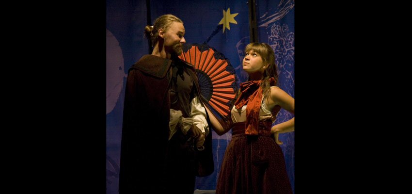 La Barraca de Garcia Lorca revive esta noche en el Castillo de Ponferrada con Escena Erasmus de la Universitat de València