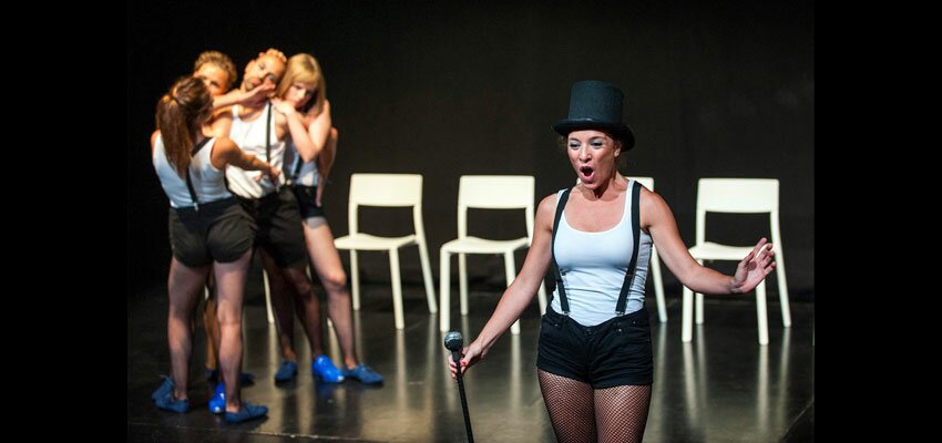 El cabaret teatral d’Escena Erasmus arriba aquest dissabte a La Nau